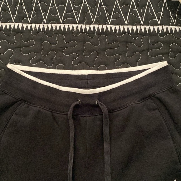 Nike Black High Rise Dropped-Crotch Jogger Pants Size S - Picture 6 of 6
